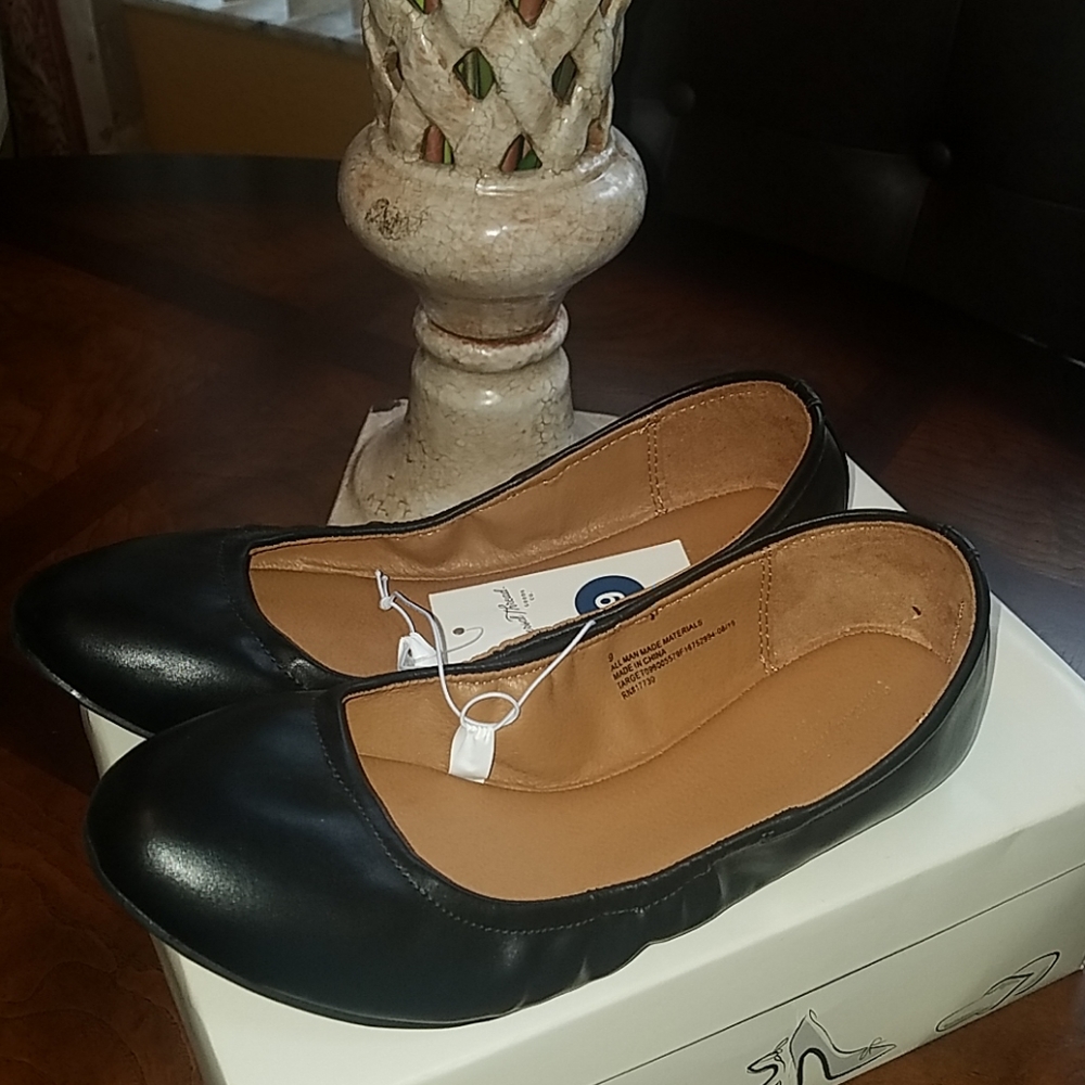 Black flats